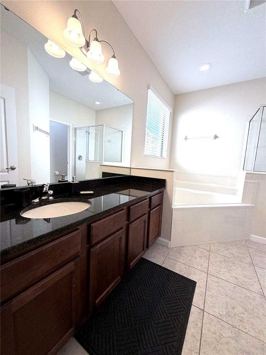 VERANDA PALMS PH 2A - Residential Lease