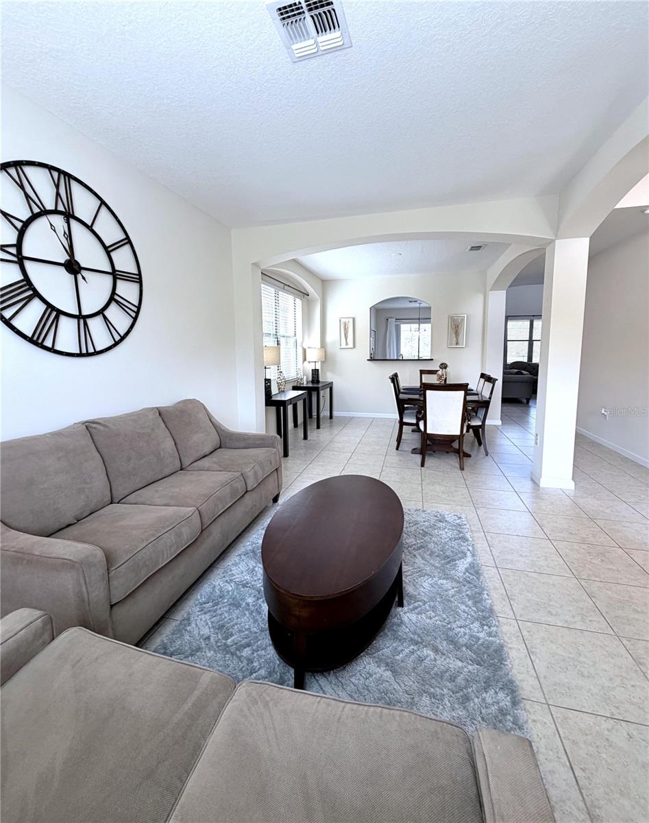 VERANDA PALMS PH 2A - Residential Lease