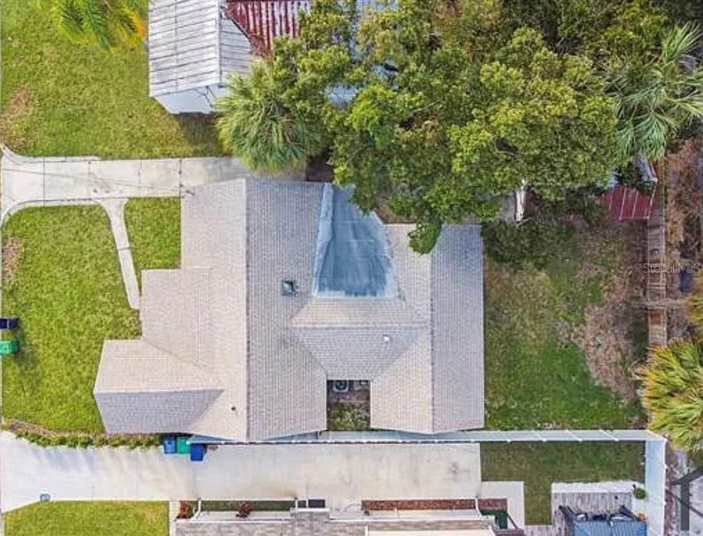 Photo of 1913 W Lemon Street, Tampa, FL 33606 (MLS # TB8450838)