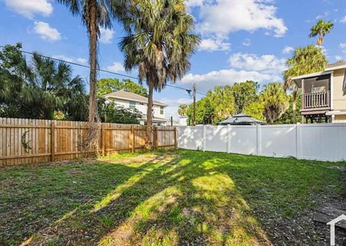 BENJAMINS 5TH ADD - Residential Lease