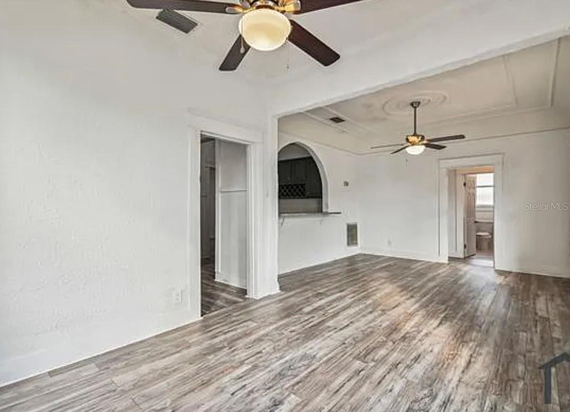 BENJAMINS 5TH ADD - Residential Lease