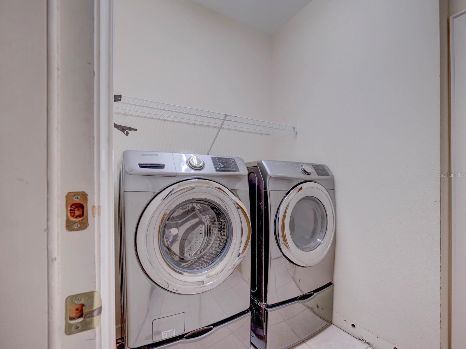 CREEKSIDE ON BELCHER - Residential