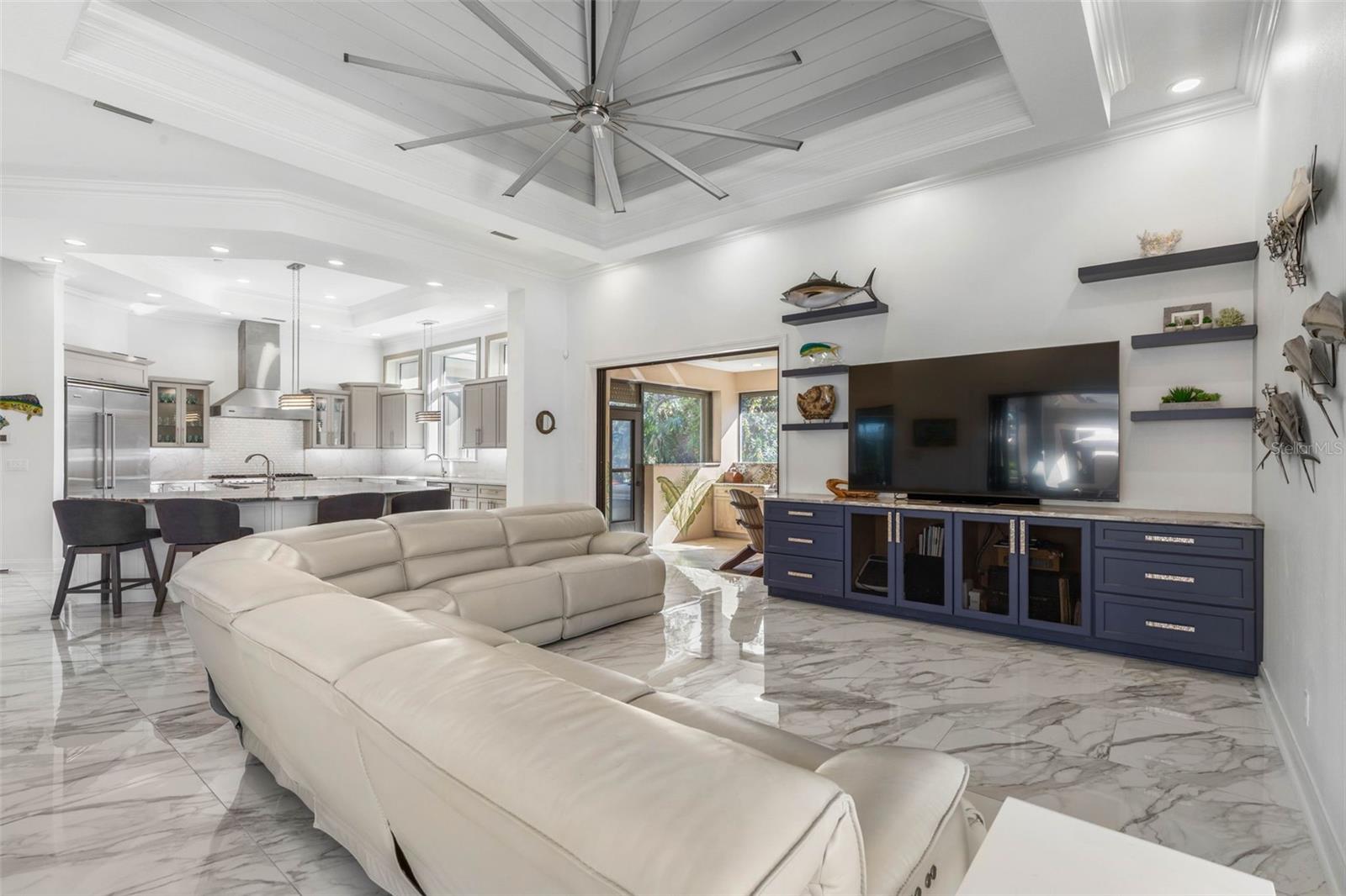 ISLAND ESTATES - Residential