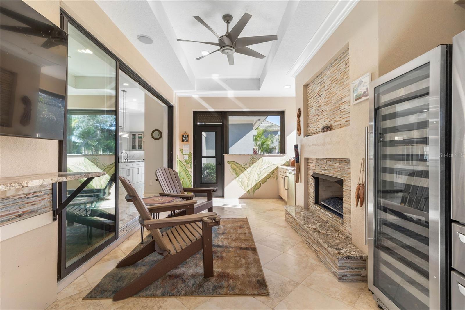 ISLAND ESTATES - Residential