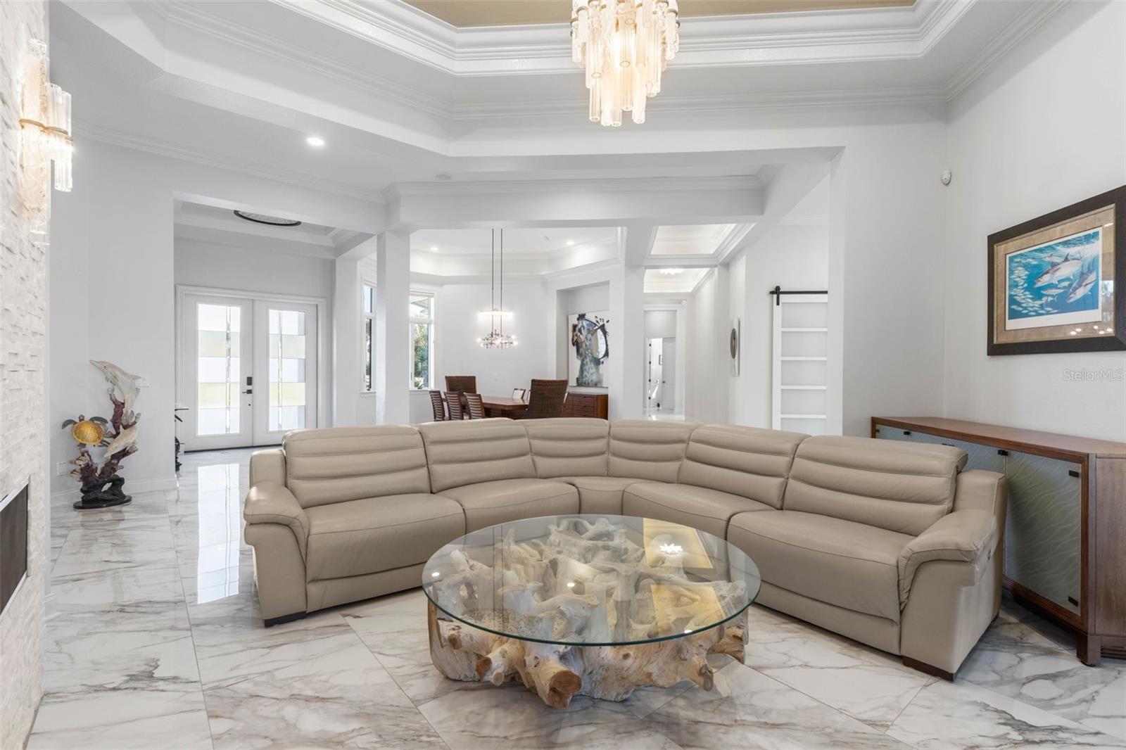 ISLAND ESTATES - Residential