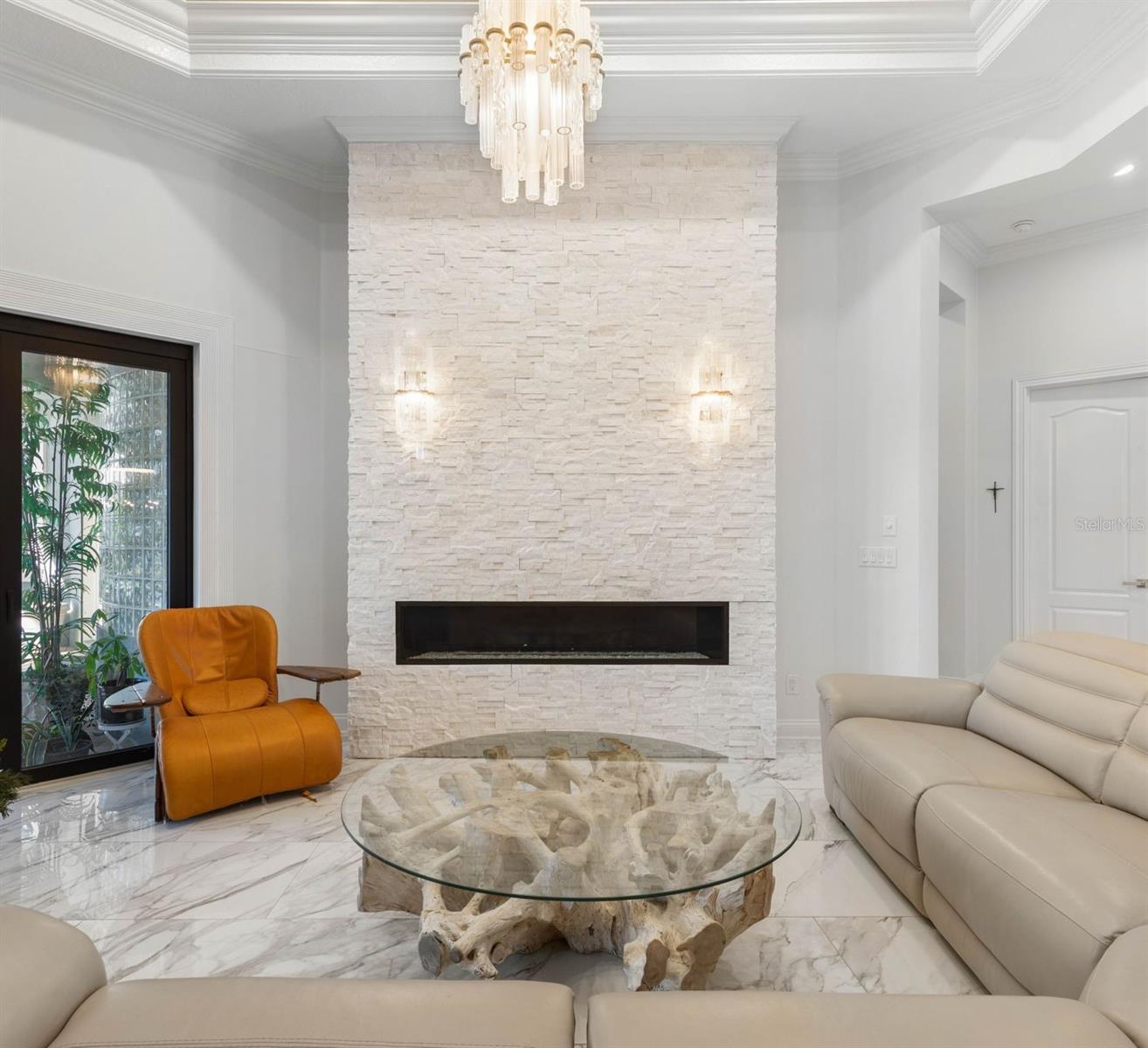 ISLAND ESTATES - Residential