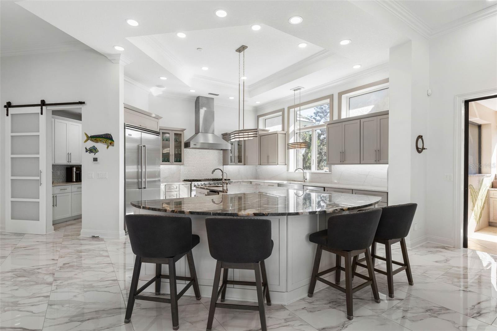 ISLAND ESTATES - Residential