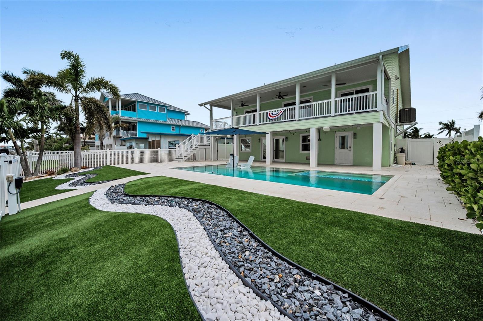 804 BAY POINT DRIVE