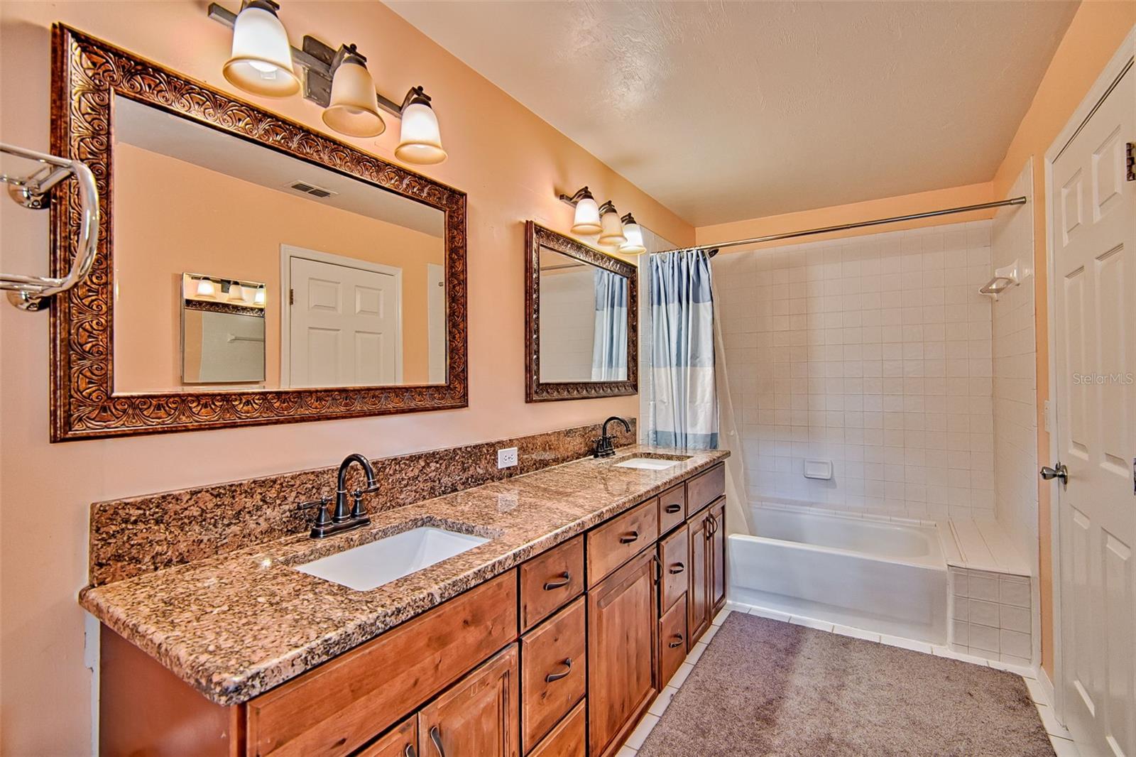 BARTRAM WOODS - Residential