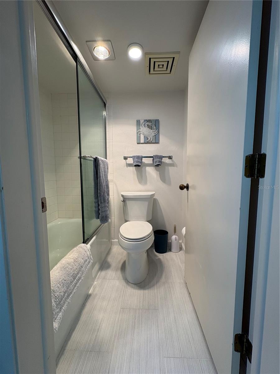 BAYPORT - Residential Lease