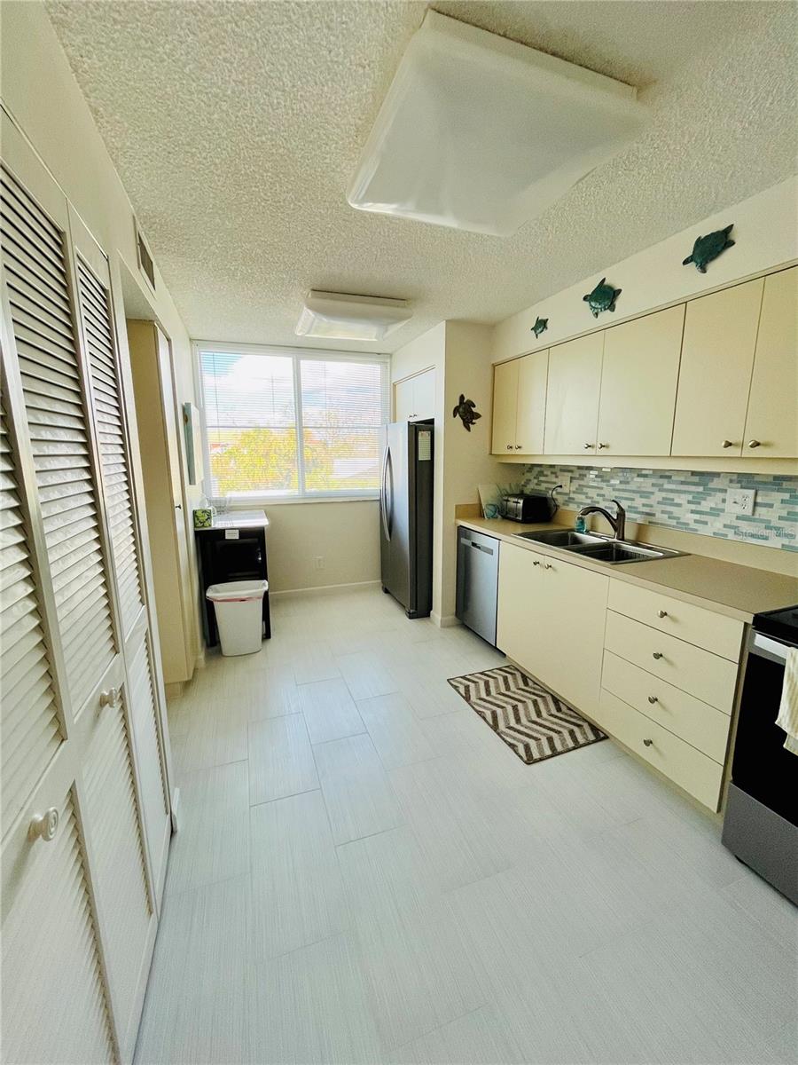 BAYPORT - Residential Lease