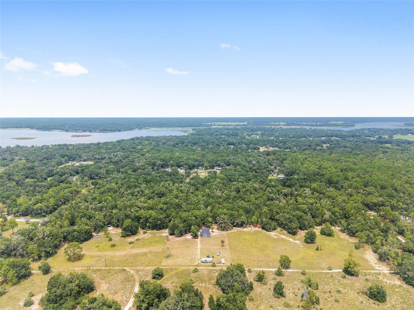 RAINBOW ESTATES UNIT 03 UNREC - Land