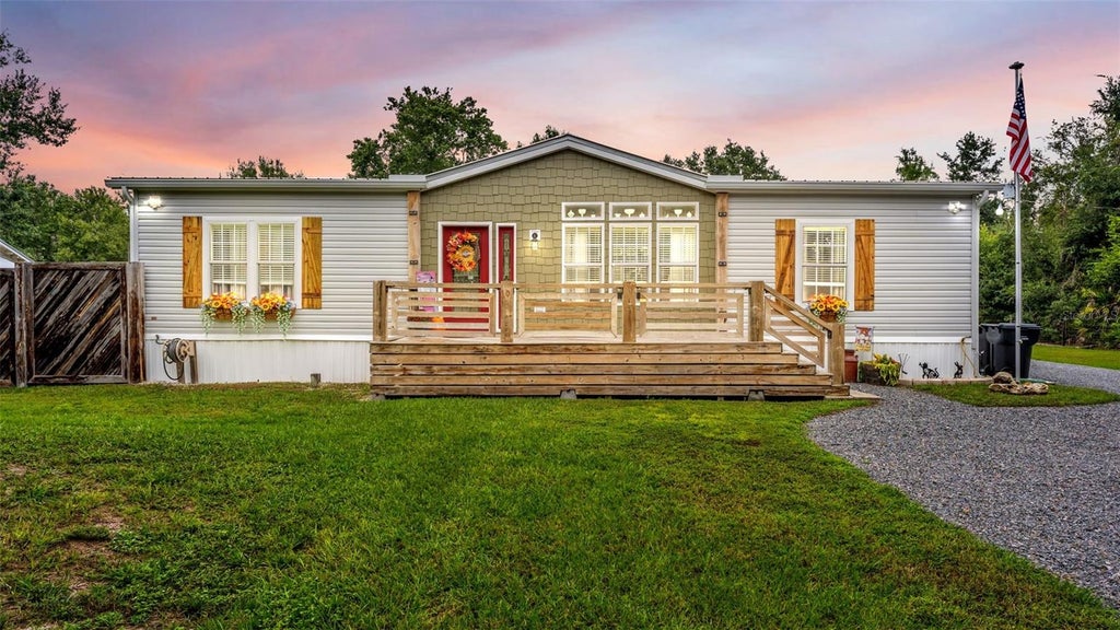 Photo of 4925 Clayton Road, Kathleen, FL 33849 (MLS # L4965642)