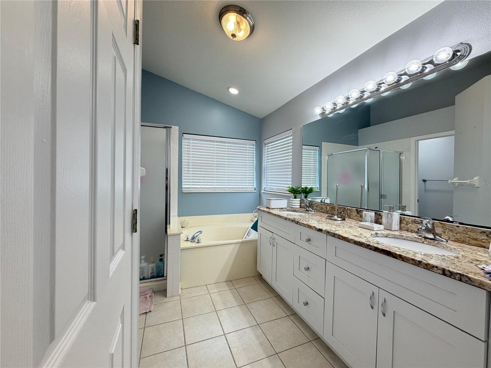 WATERFORD LAKES TR N07 PH 03 - Residential