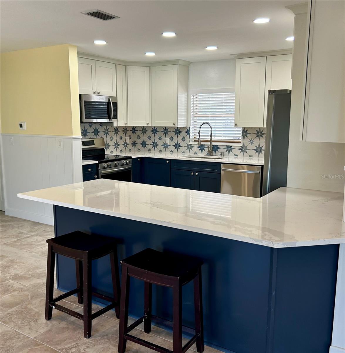 SHORE ACRES BAYOU GRANDE SEC - Residential Lease