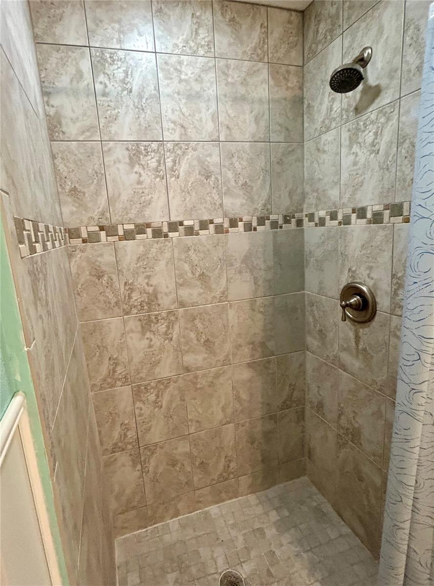 SHORE ACRES BAYOU GRANDE SEC - Residential Lease