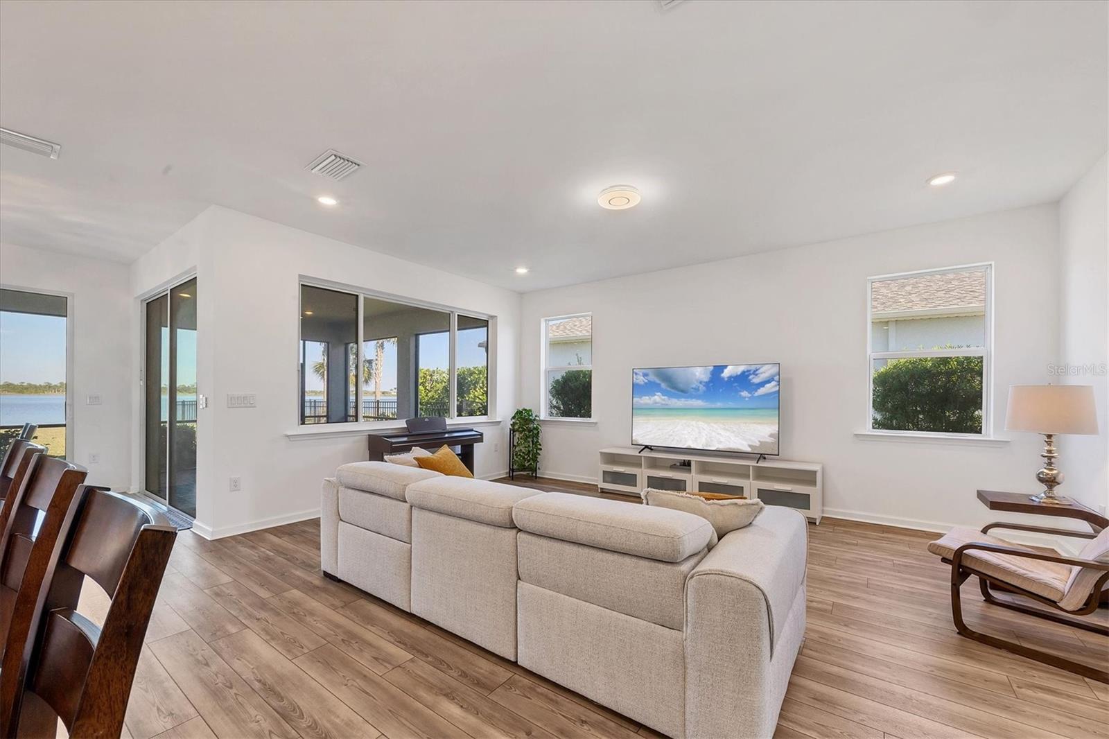 BABCOCK RANCH COMMUNITY EDGEWATER - Residential