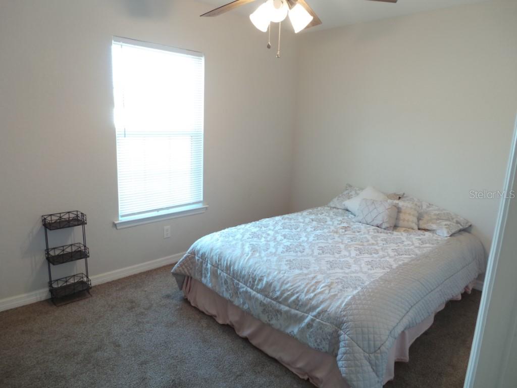 MARION OAKS UN 09 - Residential