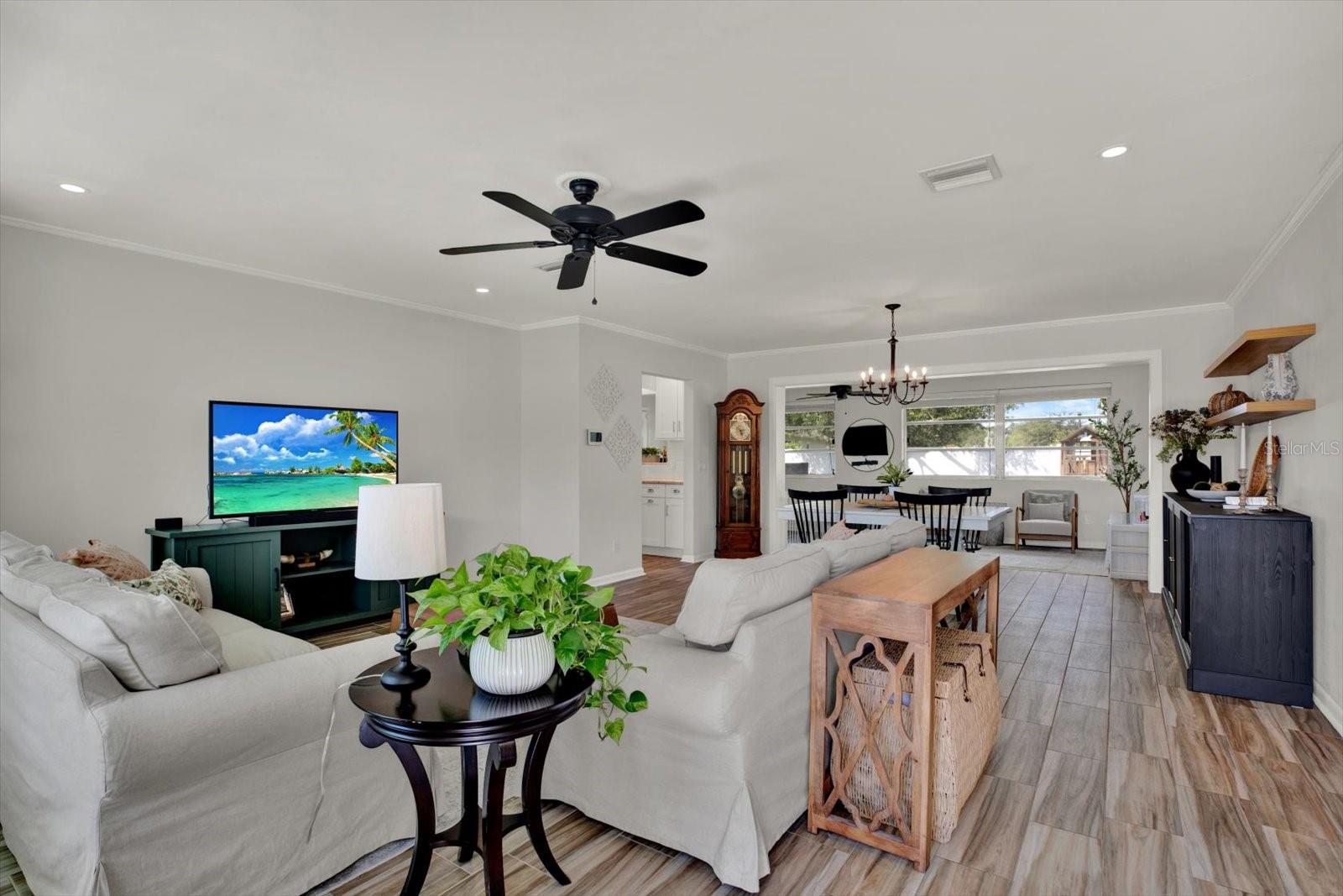 1858 PEACEFUL LANE W