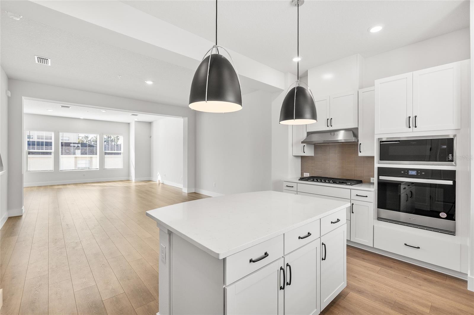 APEX AT SEMINOLE HEIGHTS - Residential Lease