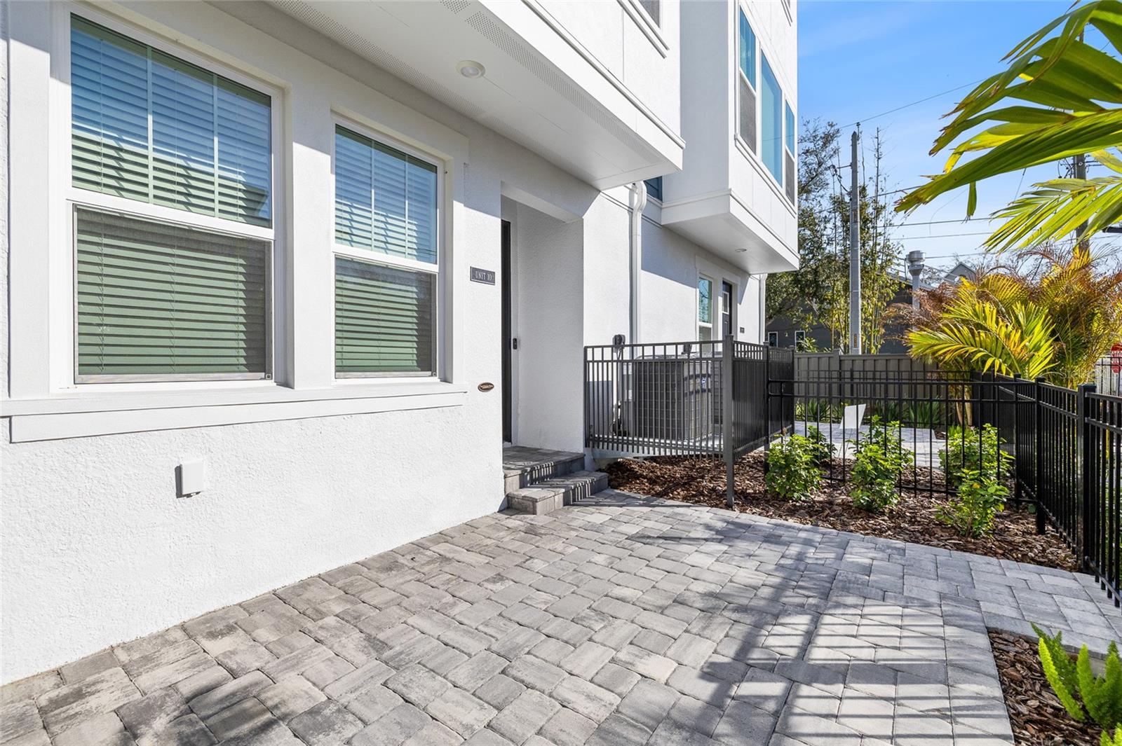 APEX AT SEMINOLE HEIGHTS - Residential Lease