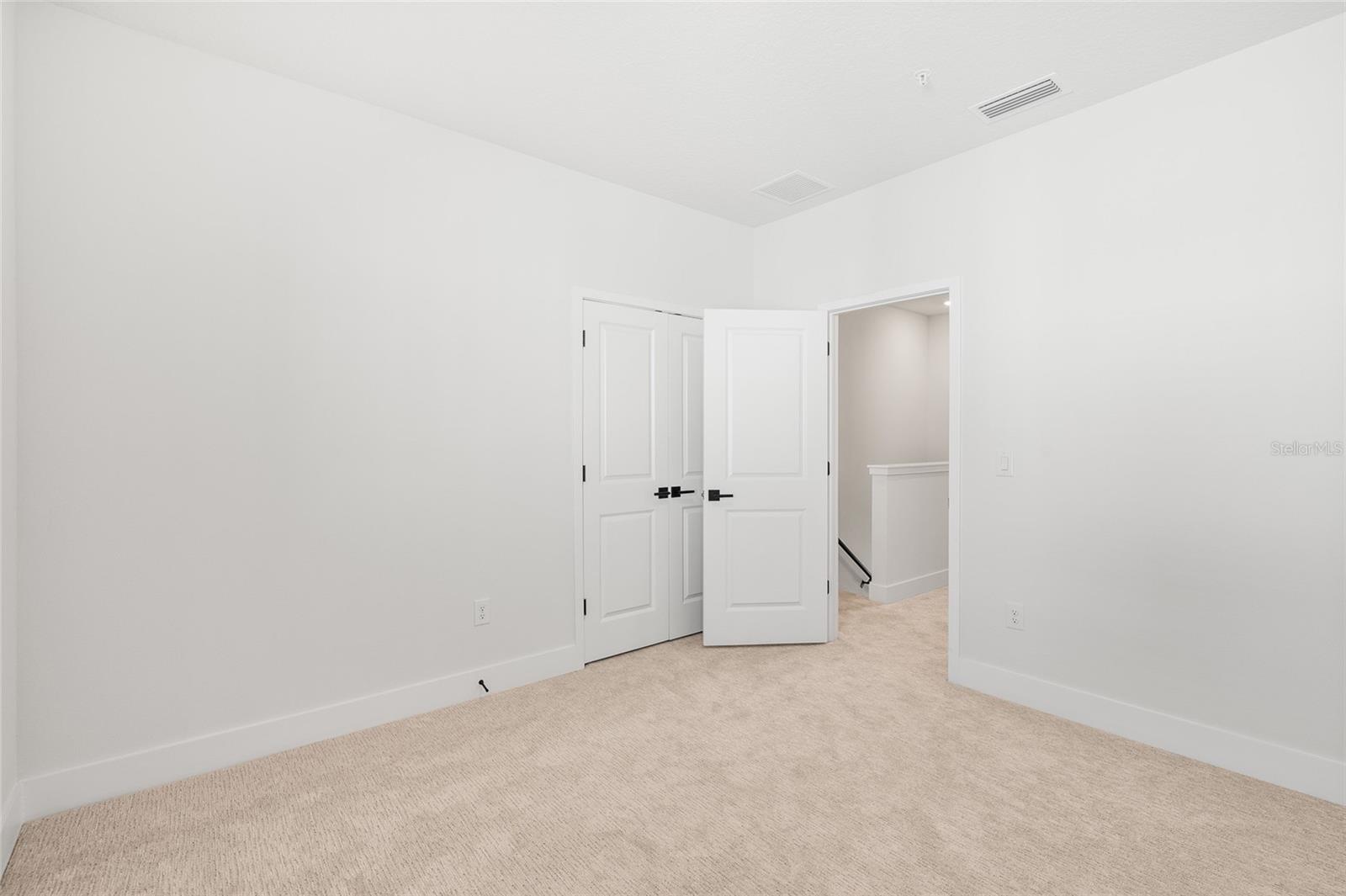 APEX AT SEMINOLE HEIGHTS - Residential Lease