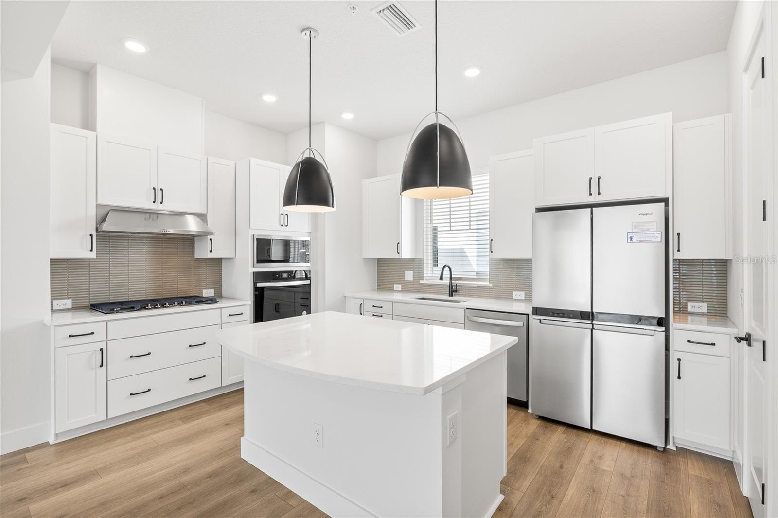 APEX AT SEMINOLE HEIGHTS - Residential Lease