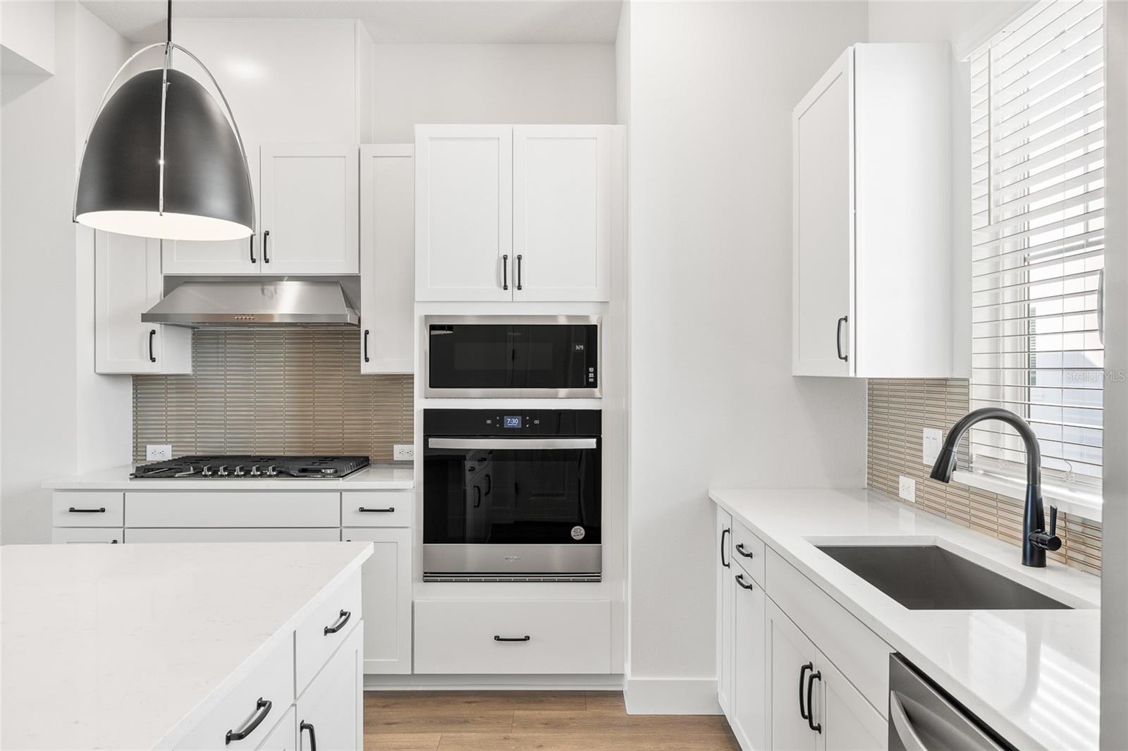 APEX AT SEMINOLE HEIGHTS - Residential Lease