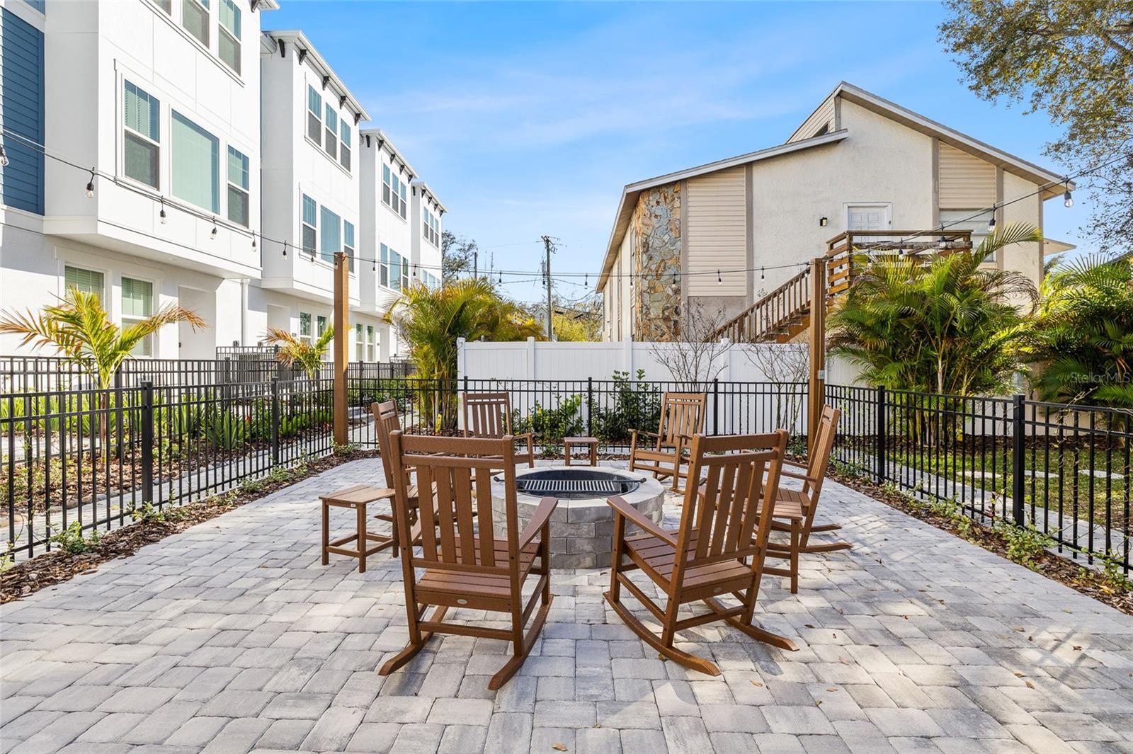 APEX AT SEMINOLE HEIGHTS - Residential Lease