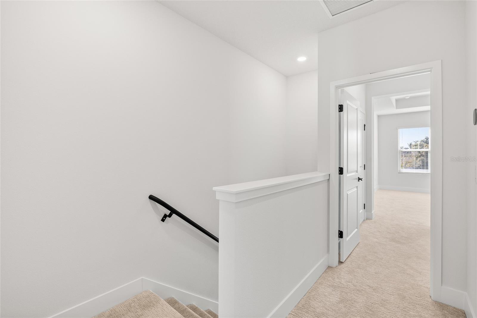 APEX AT SEMINOLE HEIGHTS - Residential Lease