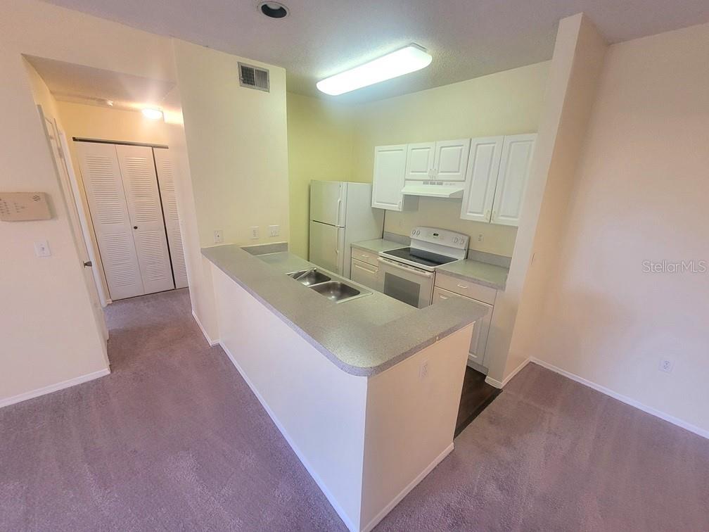 LANDINGS OF TAMPA A CONDO - Residential Lease