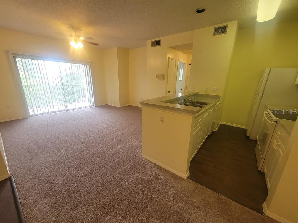 LANDINGS OF TAMPA A CONDO - Residential Lease