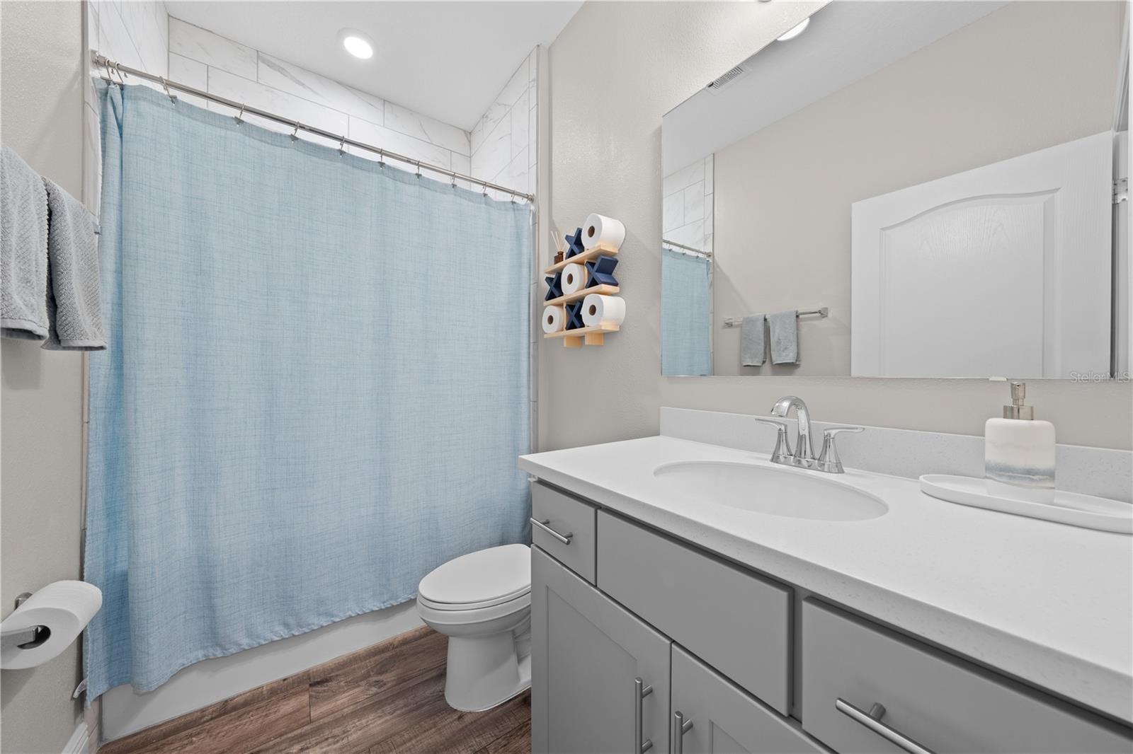 MIRANDA PARCELS 20 & 22 REPLAT - Residential