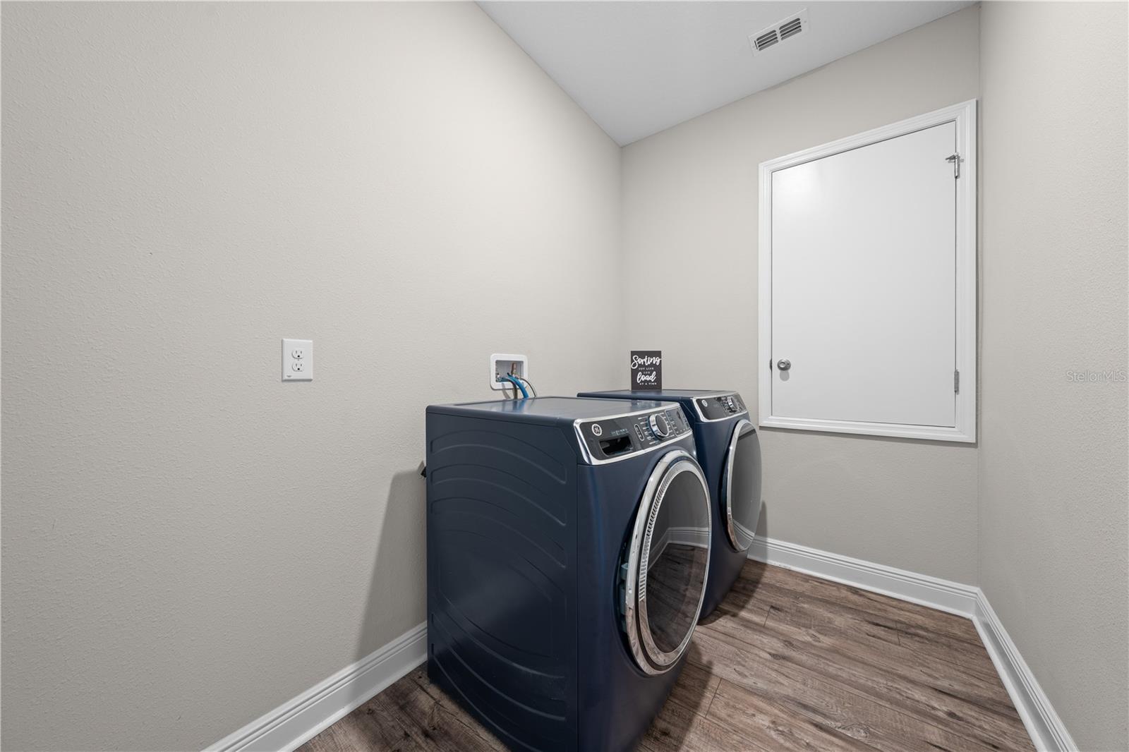 MIRANDA PARCELS 20 & 22 REPLAT - Residential