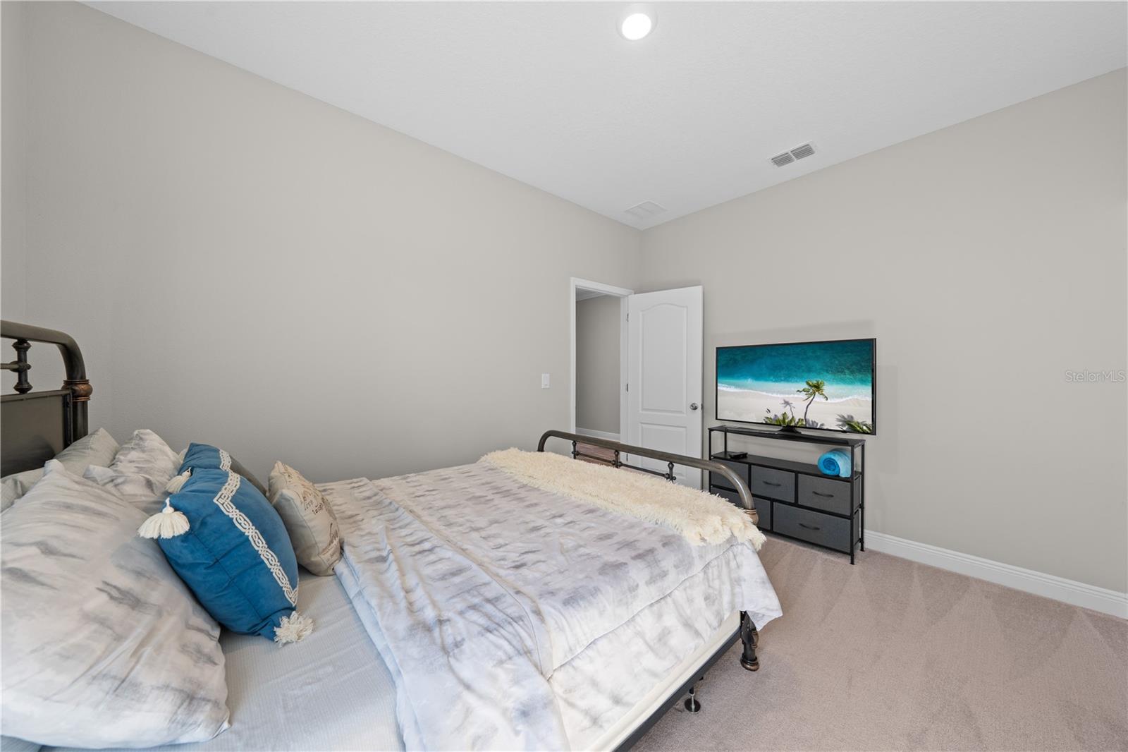 MIRANDA PARCELS 20 & 22 REPLAT - Residential