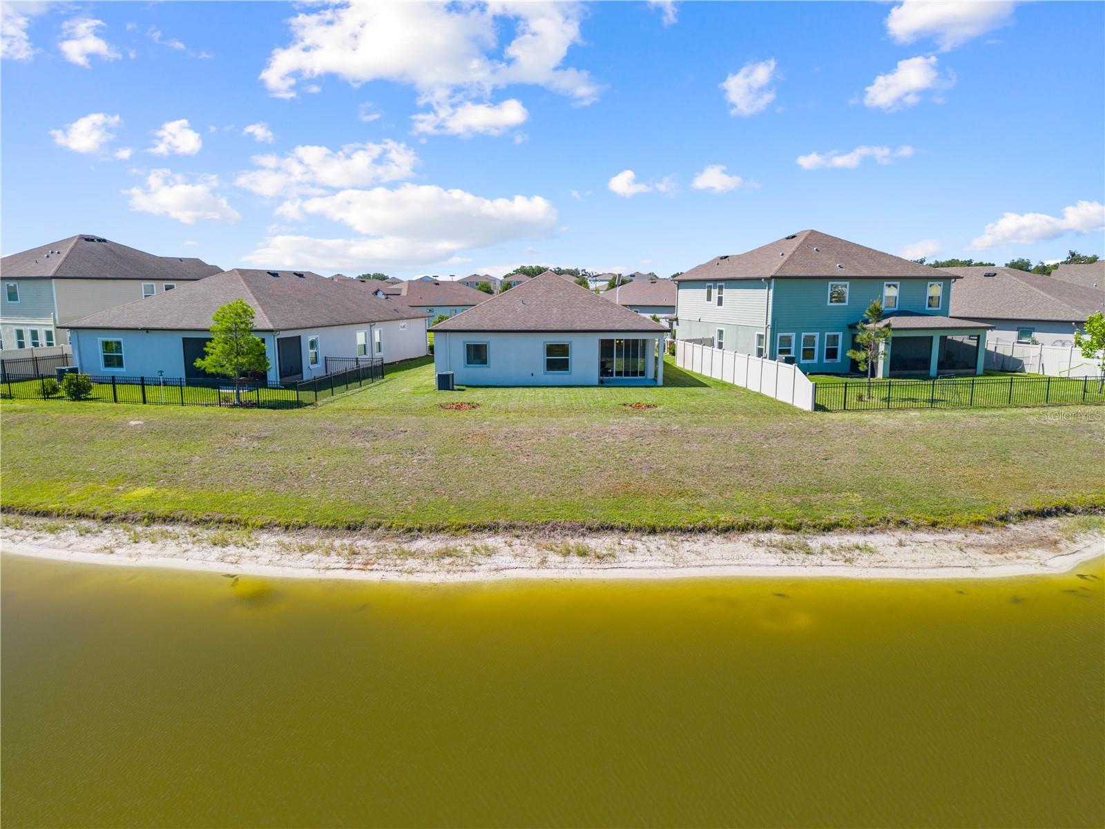 MIRANDA PARCELS 20 & 22 REPLAT - Residential