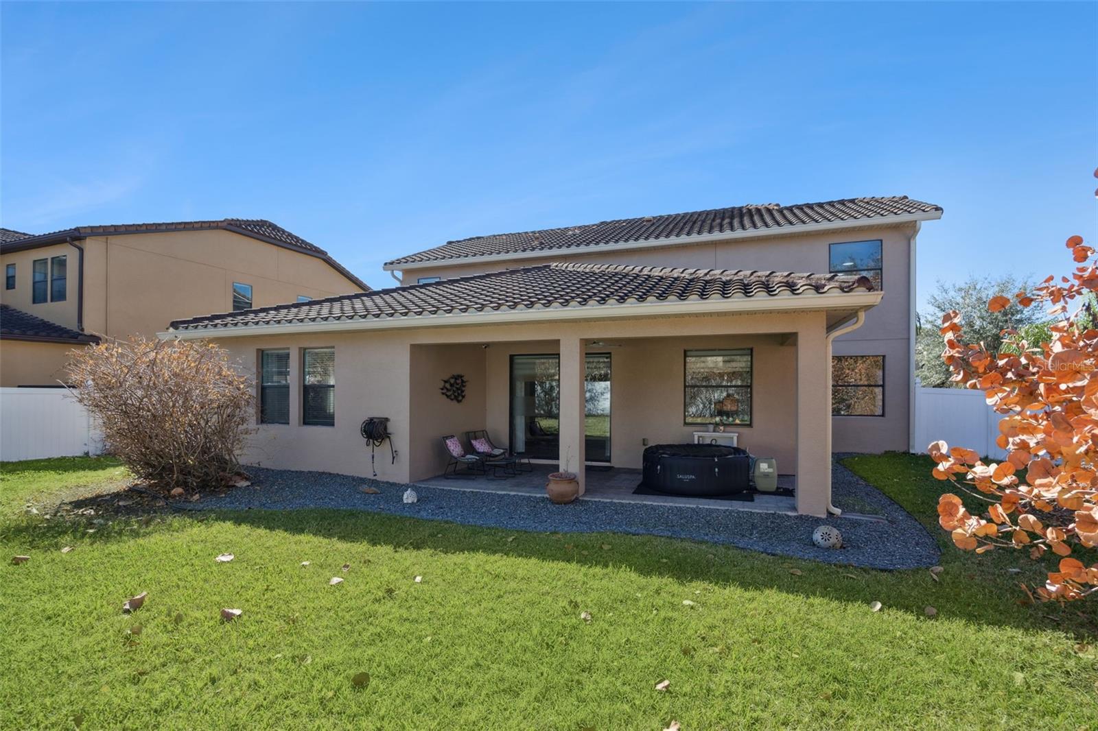 1501 PRAIRIE OAKS DRIVE