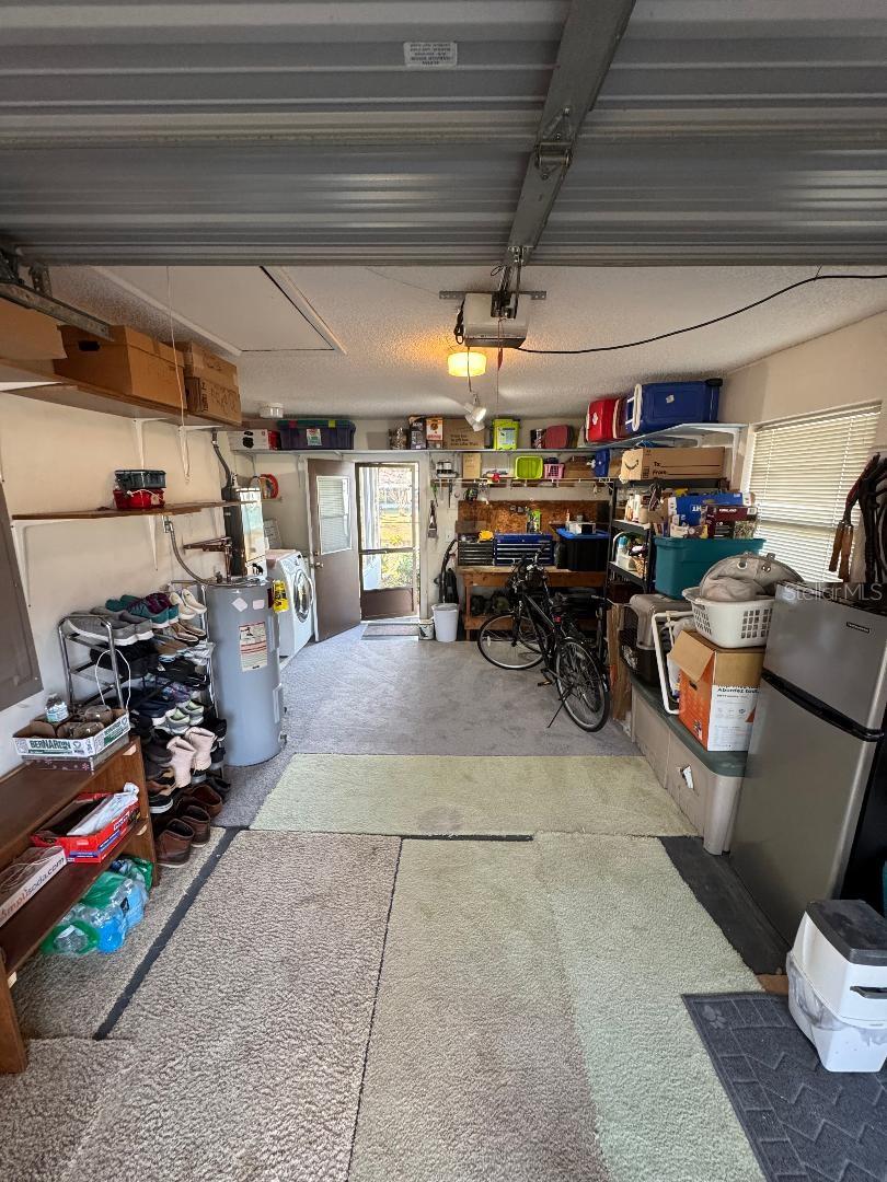 RAINBOW LAKES ESTATE - Residential