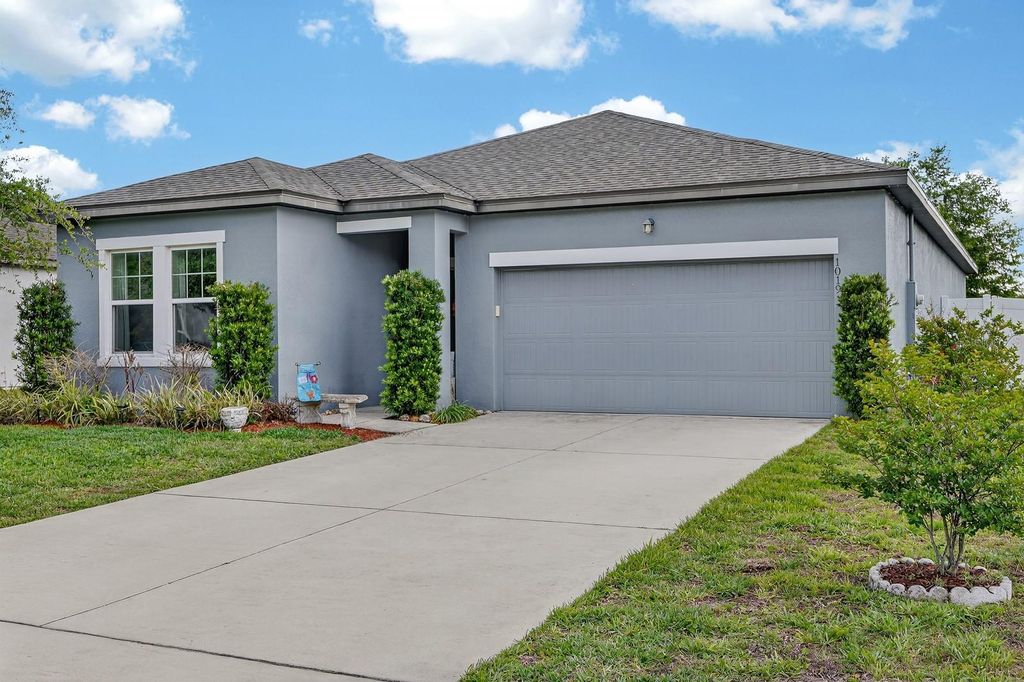 Photo of 1019 Landing Lane, Deltona, FL 32738 (MLS # V4948356)