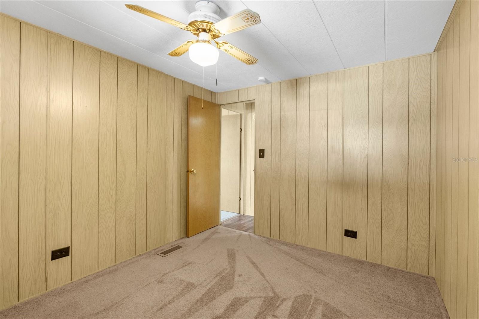 HIGH POINT MH SUB - Residential Lease