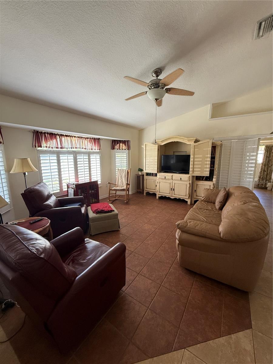 ROTONDA WEST WHITE MARSH - Residential