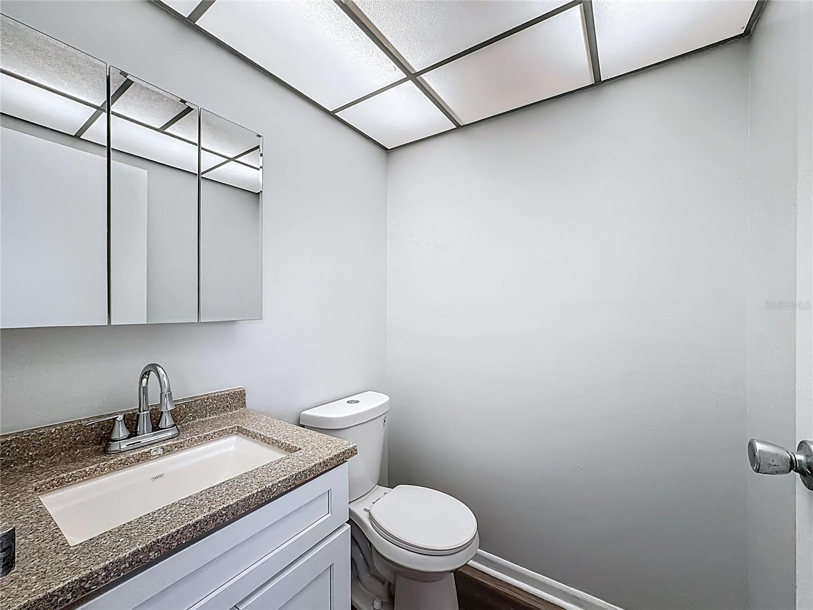 BEDFORD E CONDO - Residential