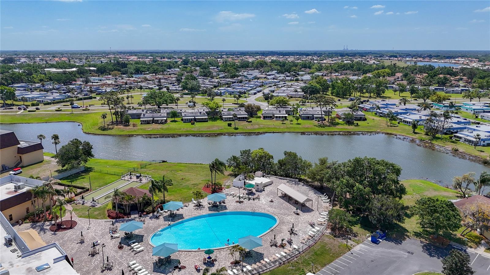 BEDFORD E CONDO - Residential