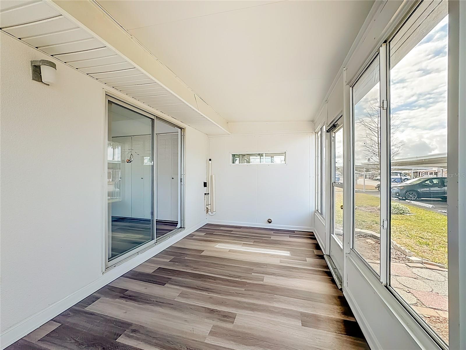 BEDFORD E CONDO - Residential