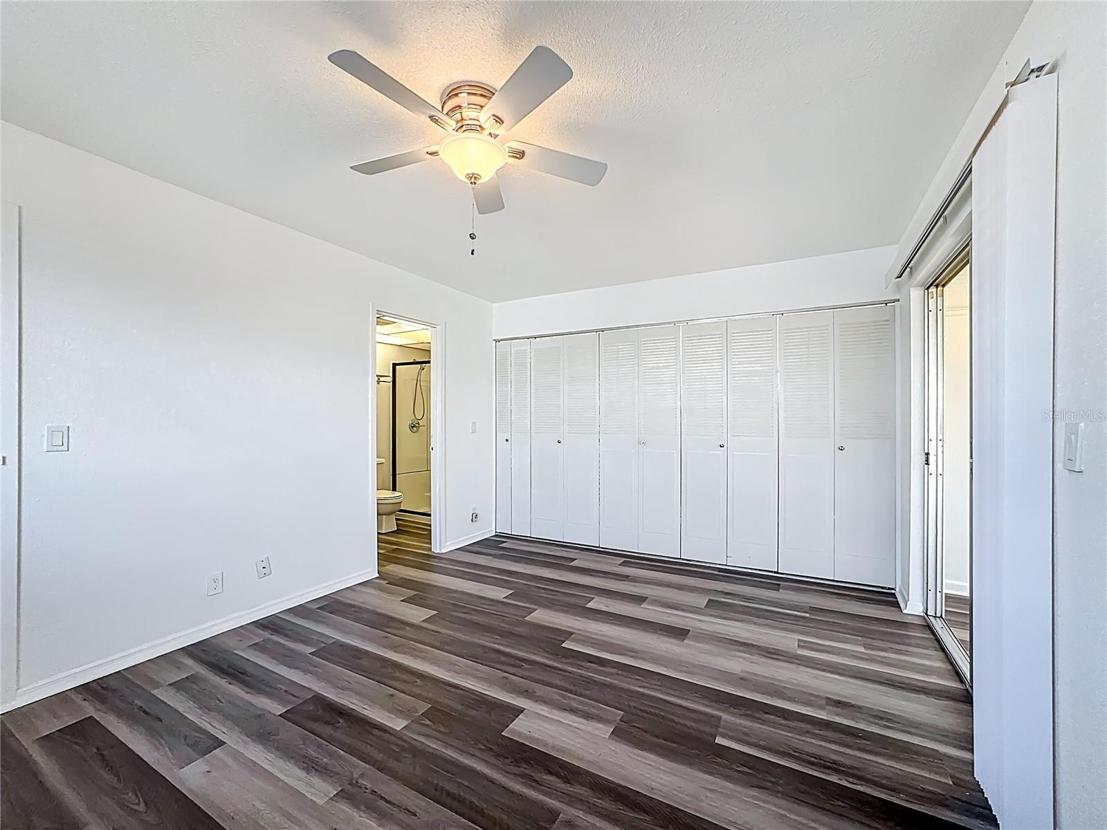 BEDFORD E CONDO - Residential