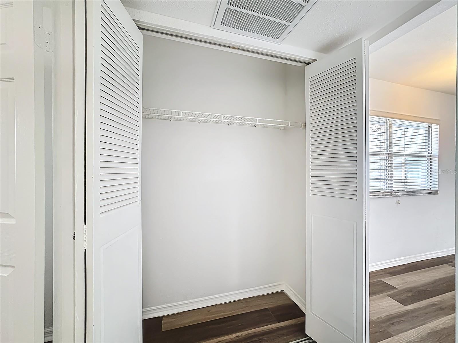 BEDFORD E CONDO - Residential