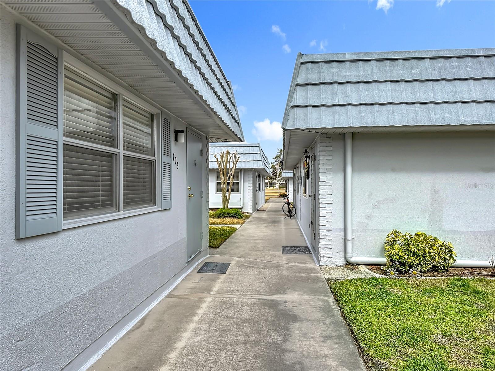 BEDFORD E CONDO - Residential