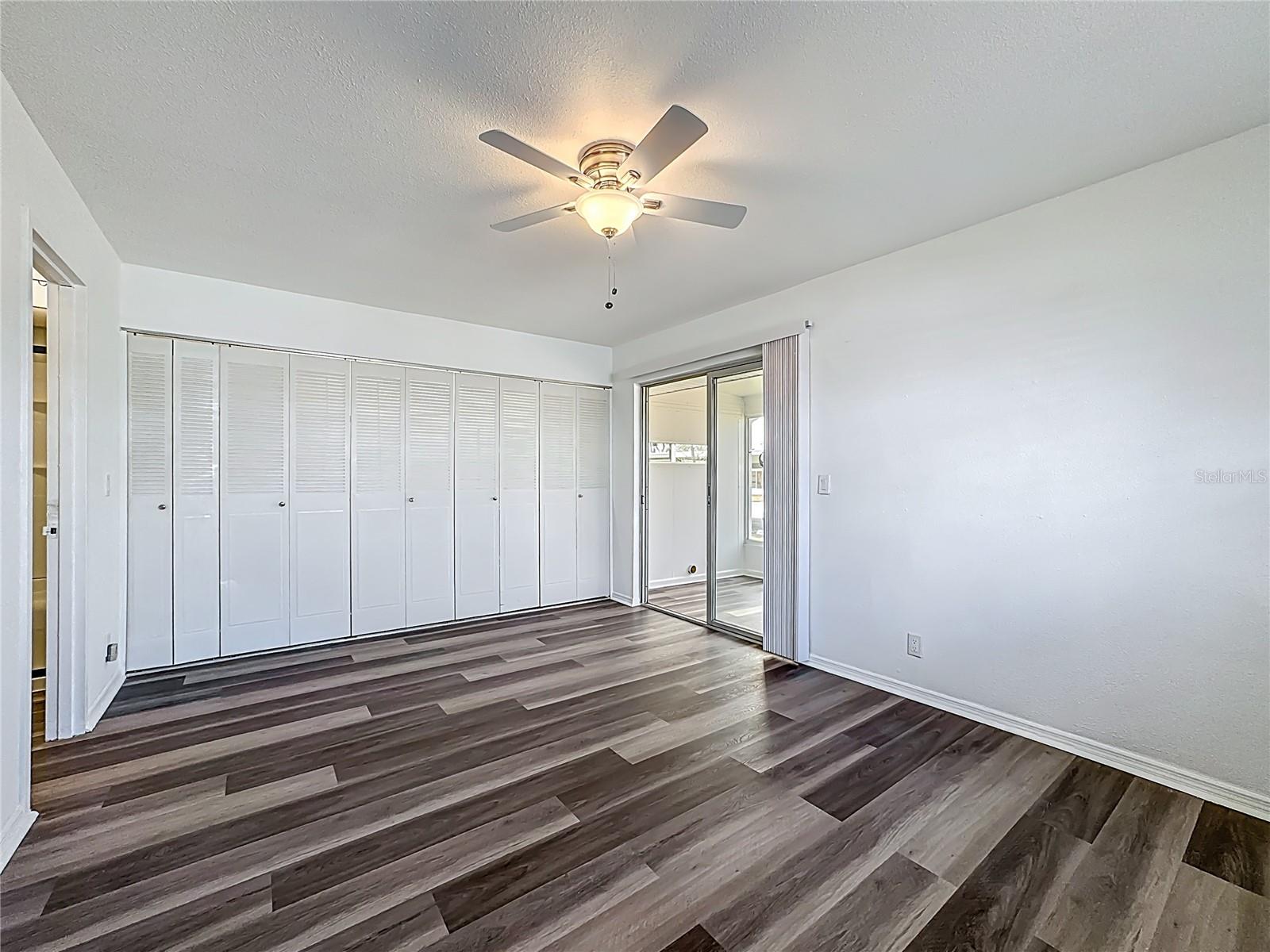 BEDFORD E CONDO - Residential