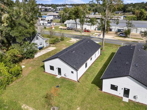 A home in APOPKA