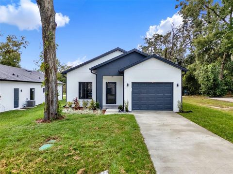 A home in APOPKA